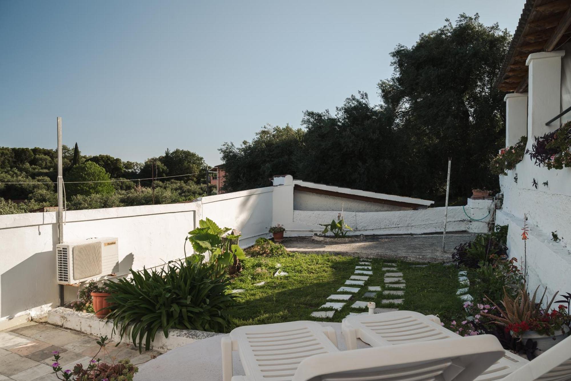 Ulisse Apartments Paleokastritsa Exterior photo