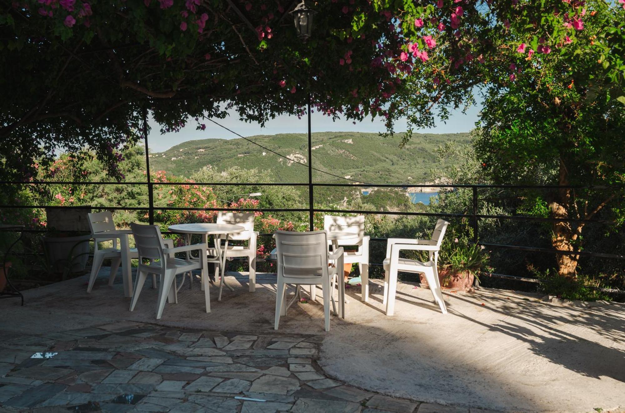 Ulisse Apartments Paleokastritsa Exterior photo
